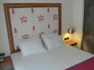 מרמריס Hotel Armar Beach Boutique